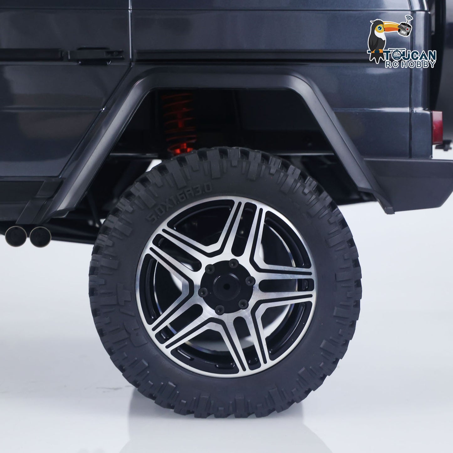 1/8 TRACTION HOBBY Ferngesteuertes Geländefahrzeug KM5 RC Crawler Portalachse Differentialsperre AWD 2-Gang-Getriebe 775 Bürstenmotor