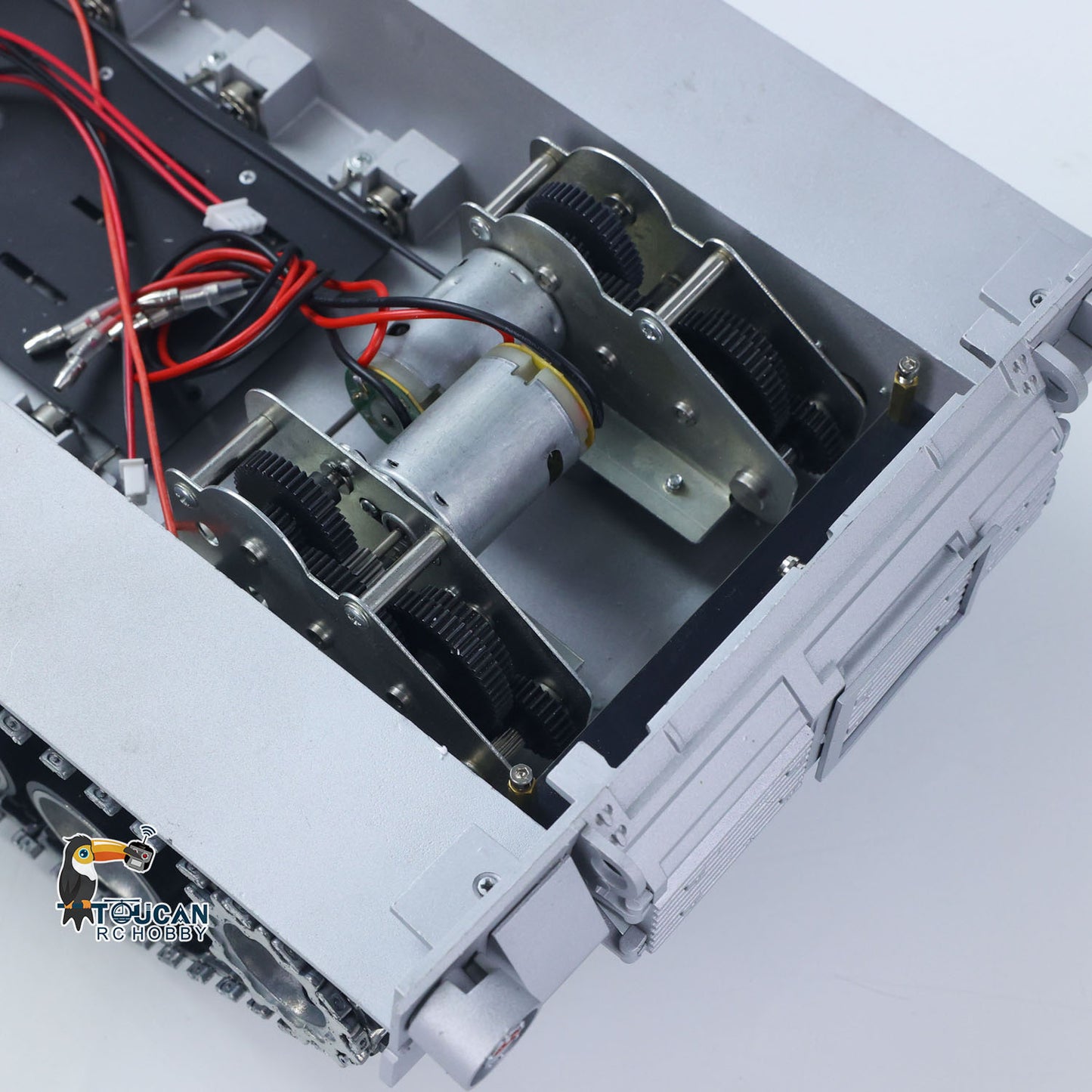 Metallchassis mit Antriebsgetriebe, Laufrädern, Lautsprecherschalter für Henglong 1/16 RC Kampfpanzer USA Abrams M1A2 3918 Modell