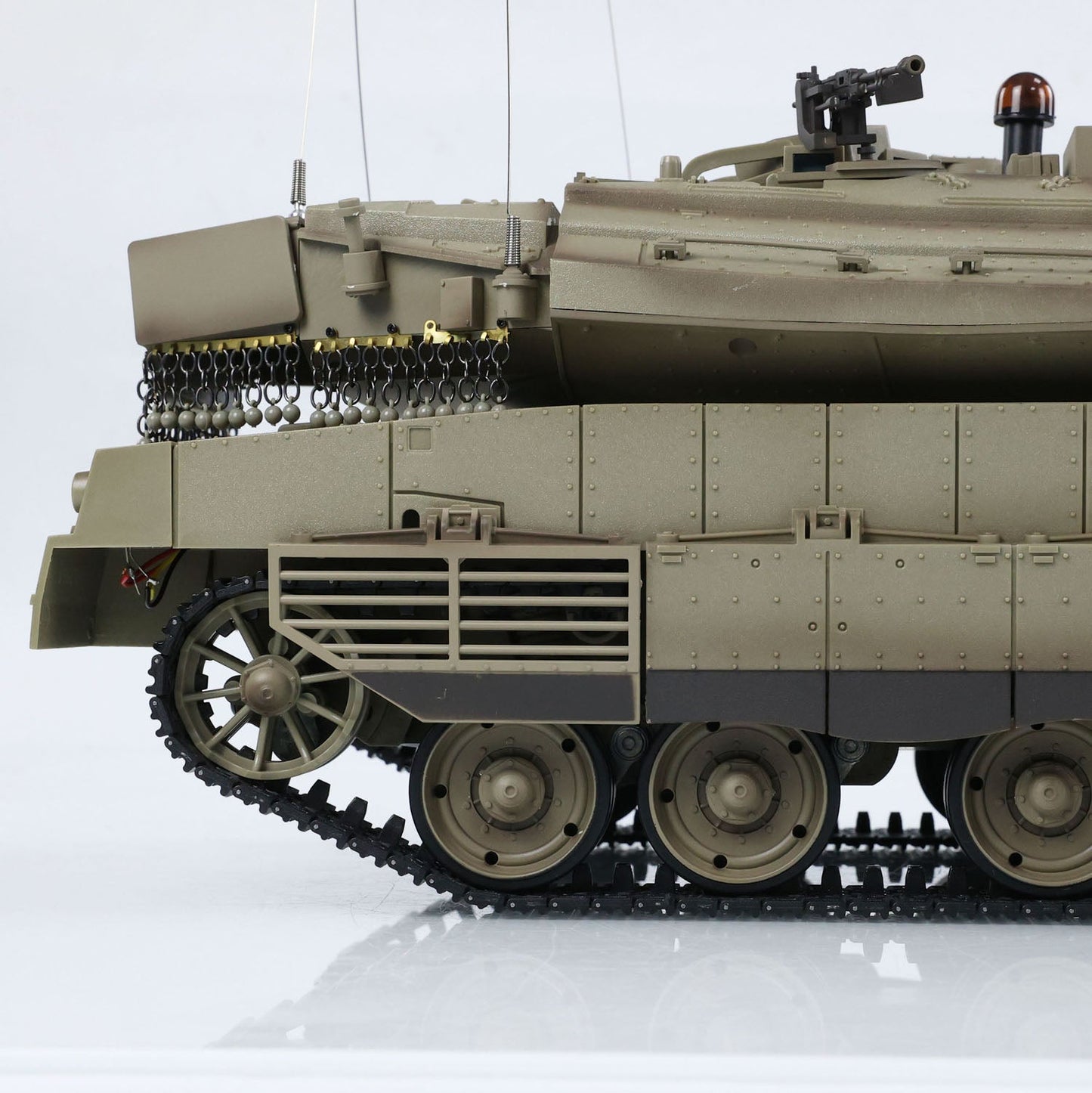 Henglong 1/16 TK7.0 Plastic IDF Merkava IV 3958 RTR RC Tank with Dual Battery Barrel RecoilInfrared Combat BB Smoke Sound Light