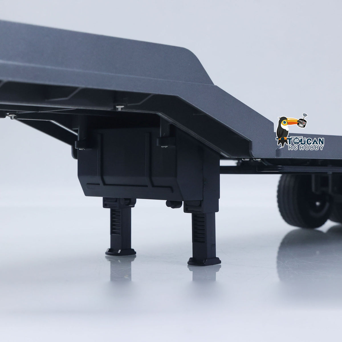 TOUCAN RC HOBBY Fast  Free Shipping 3 Axels Plastic Semi Trailer Flatbed 1502 for 1/18 RC Tractor Truck HUINA 1501 Lorry Car Model Upgrade Parts