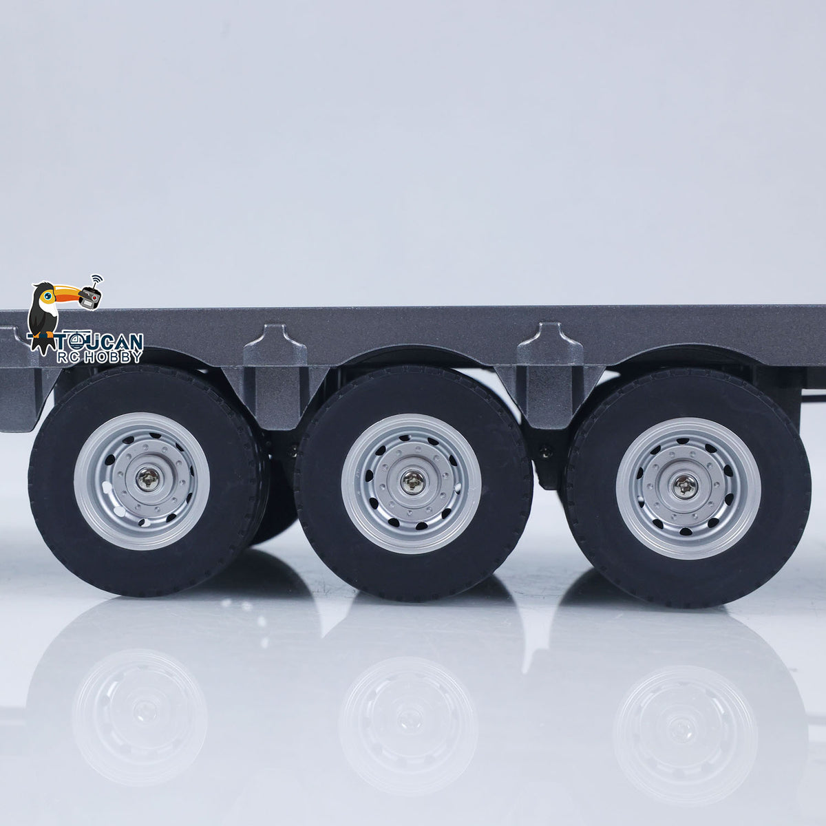 TOUCAN RC HOBBY Fast  Free Shipping 3 Axels Plastic Semi Trailer Flatbed 1502 for 1/18 RC Tractor Truck HUINA 1501 Lorry Car Model Upgrade Parts