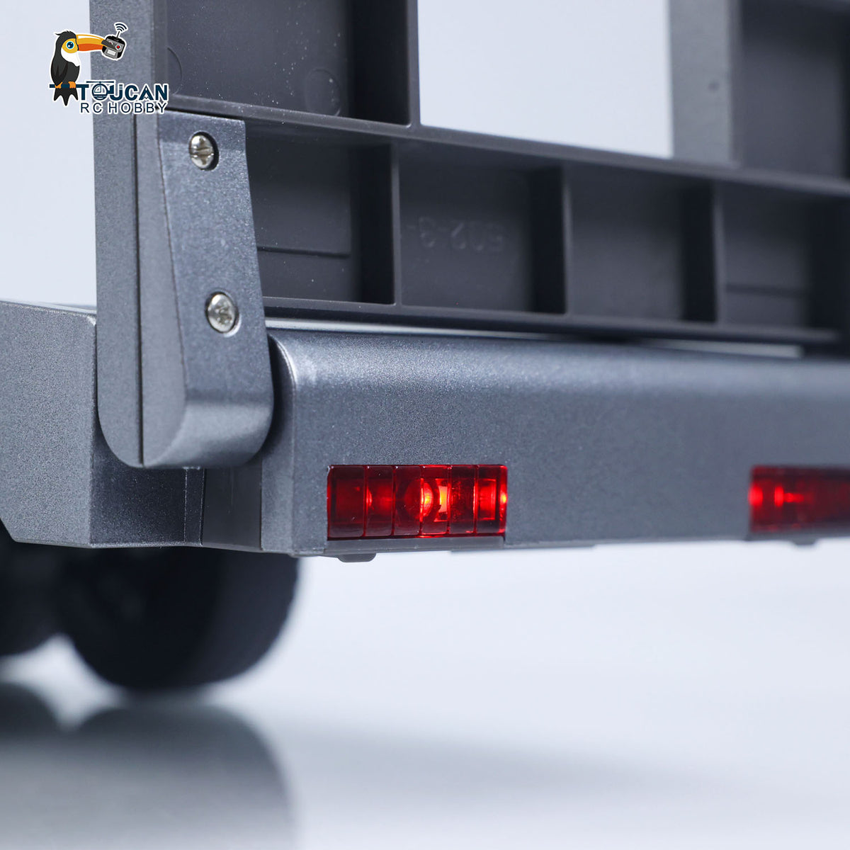 TOUCAN RC HOBBY Fast  Free Shipping 3 Axels Plastic Semi Trailer Flatbed 1502 for 1/18 RC Tractor Truck HUINA 1501 Lorry Car Model Upgrade Parts