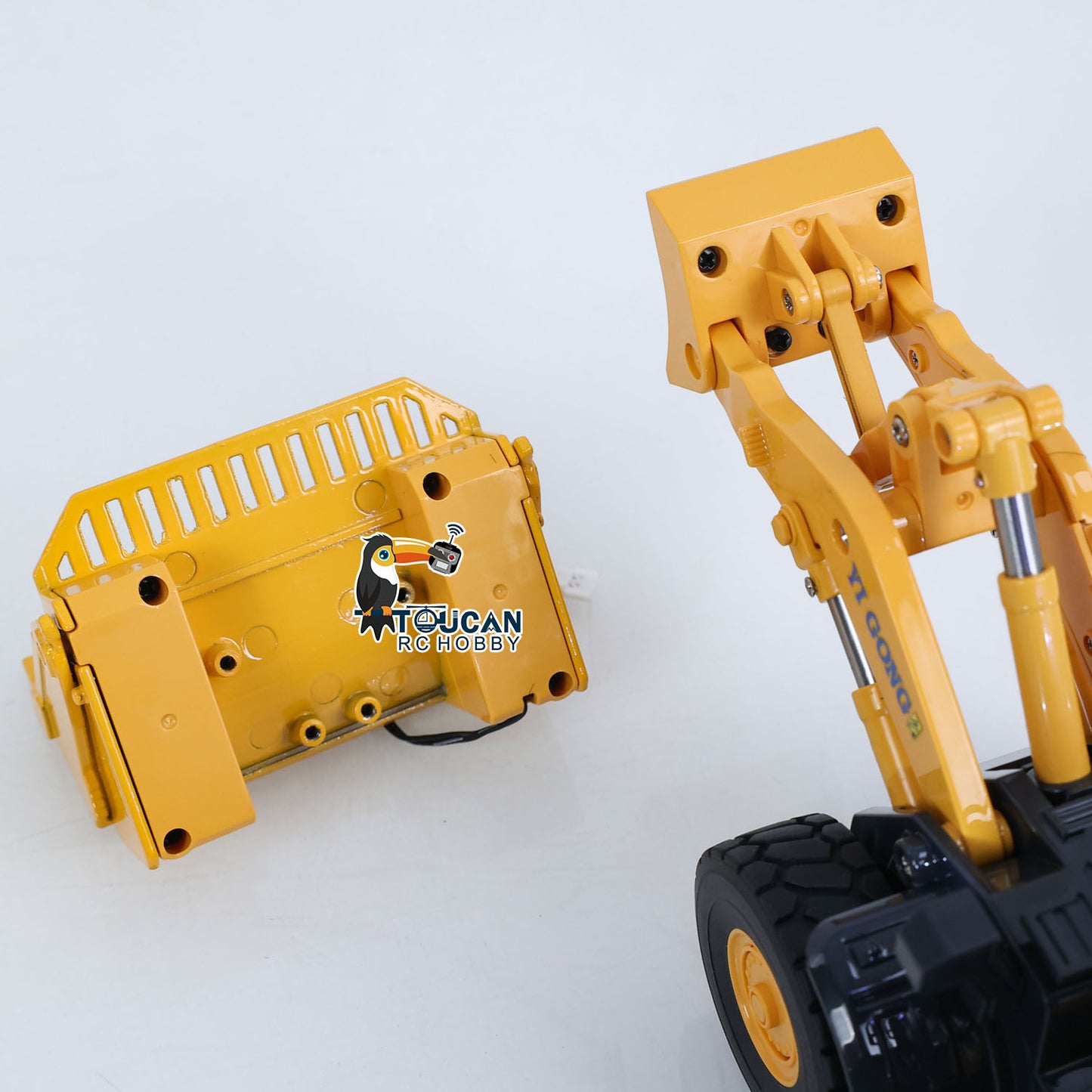Pre-Order Half Metal 1/50 Electric Remote Control Loader Ready To Run Mini RC Engineering Vehicle Model Lights Sounds Desktop Level Gift