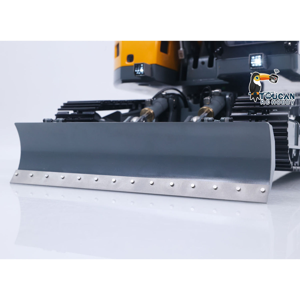 TOUCAN RC HOBBY Fast Free Shipping MD Metal 1/14 RC Hydraulic Tracked Excavator LR926 2Arms Remote Control Digger 4 way Valves Dual Pumps 2212 Brushless Motor RTR
