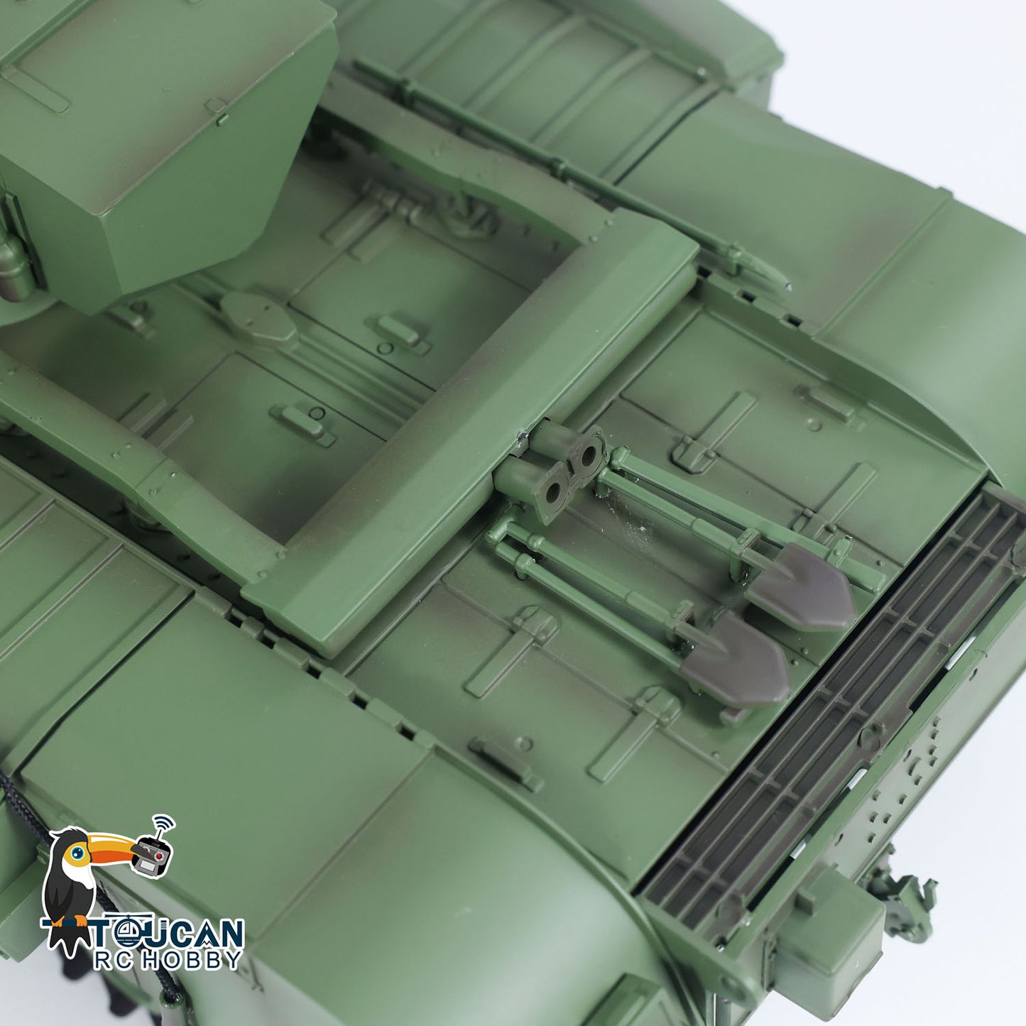 1/16 Tongde RC Panzer Churchill Mk.VII Elektro Infrarot Kampfspielzeug Fassrückstoß RTR Funkbatterie