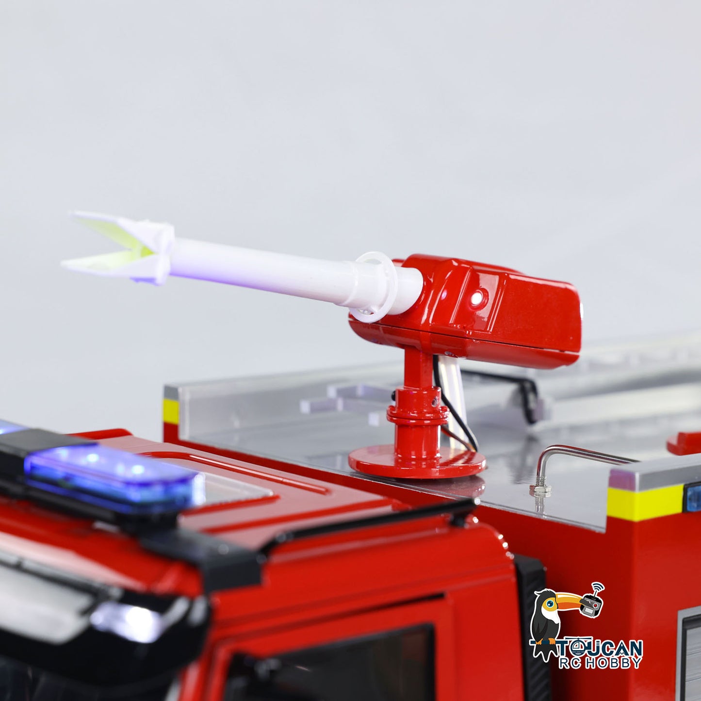 1/14 RC Feuerwehrauto 4x2 Zusammengebautes Rettungsfahrzeug 2-Gang-Getriebe Licht Sound Lackiertes Fahrzeug 