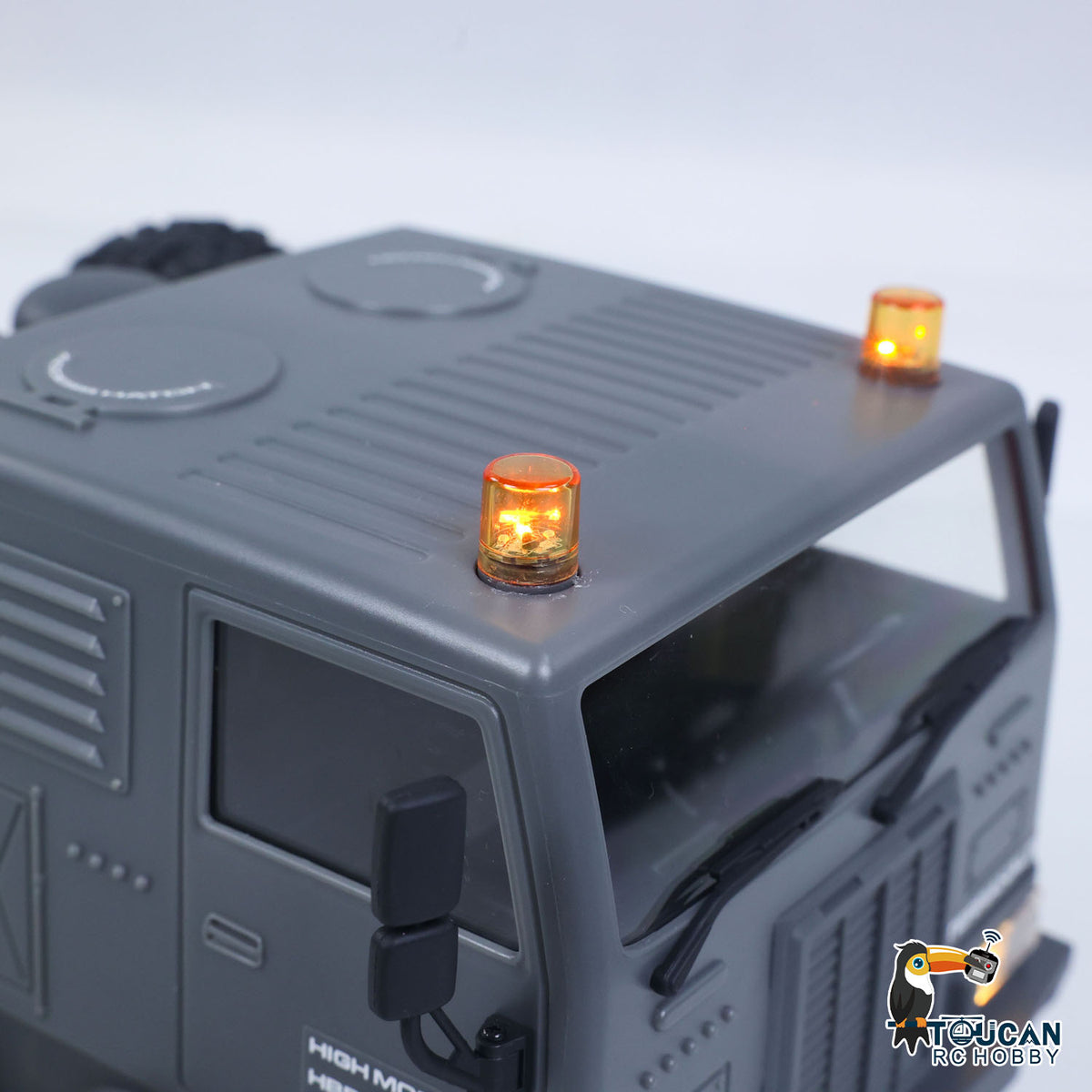 TOUCAN RC HOBBY Fast Free Shipping RTR 1/18 Radio Control Military Truck 8*8 RC Off Road Vehicle 280 Brushed Motor Fifth Wheel Winch Metal Hook All Wheel Steering