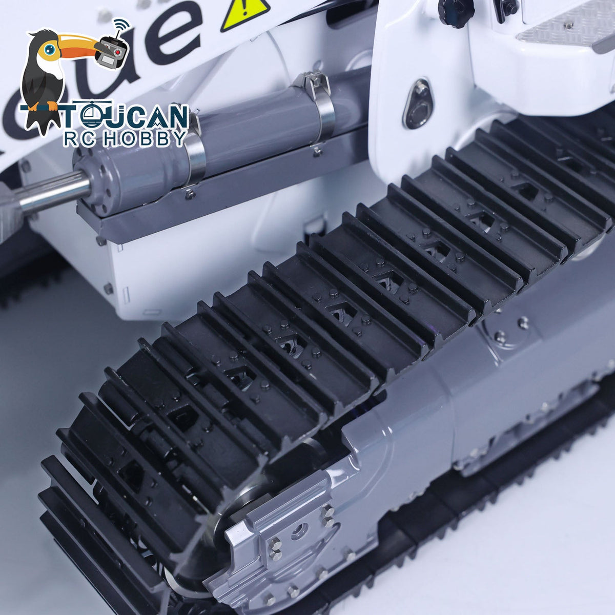 TOUCAN RC HOBBY LESU 1/14 636 Hydraulic Construction Vehicles Radio Controlle Track Loader Light Sound Motor Metal Openable Closable Bucket