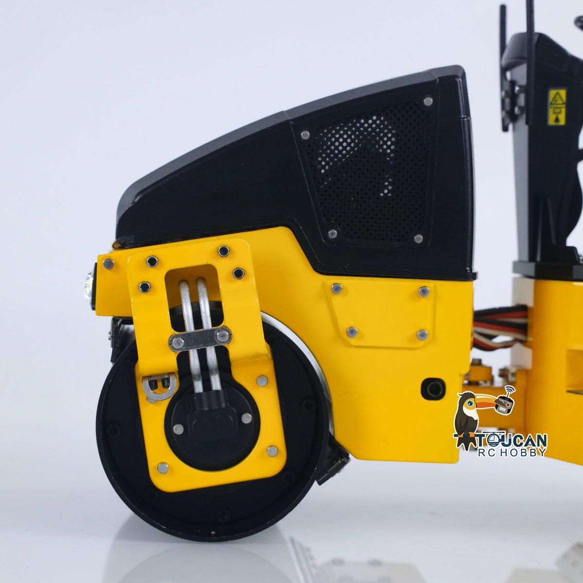 €80 OFF 11.11 BIG SALE Fast Free Shipping TOUCAN 1/14 Metal RC Electric Road Roller BOM BW120AD RTR Remote Control Construction Vehicle Model Flysky ST8 Radio Battery Light System