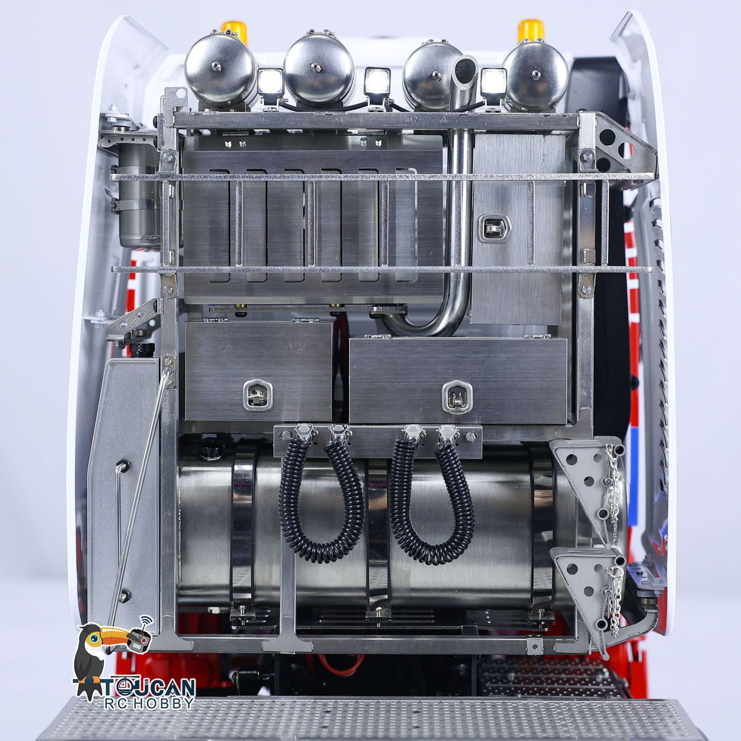 1/14 TOUCAN Lackiert 8x8 RC Sattelzugmaschine Funkgesteuerte Autos Modell Schwermetallchassis Raucheinheit Tonlicht