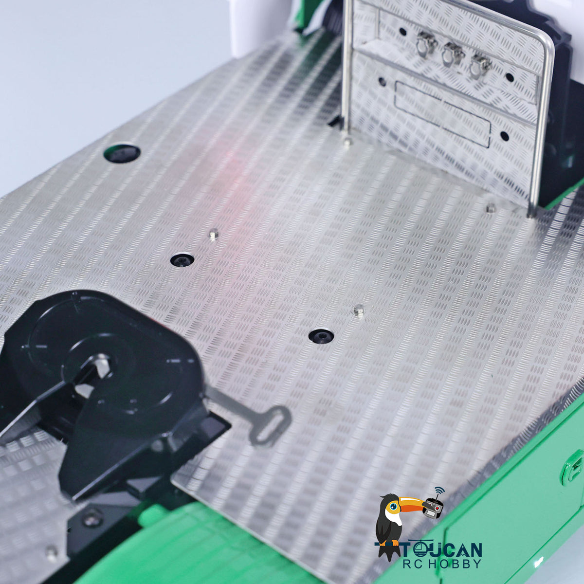 1/14 RC Sattelzugmaschine TOUCAN Lackiertes 4X4 Metallchassis RTR Kabellos Gesteuerte Autos Modell Licht Sound Ladegerät