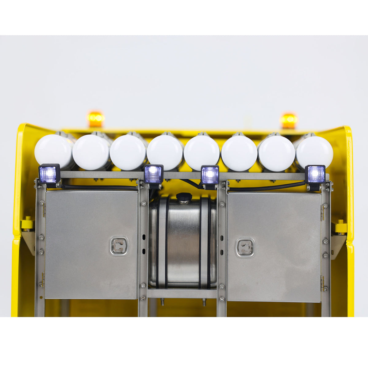 770S 1/14 RC Sattelzugmaschine 8x8 RTR Elektroauto Vollmetallchassis 3-Gang-Getriebe mit Differentialsperrenachsen