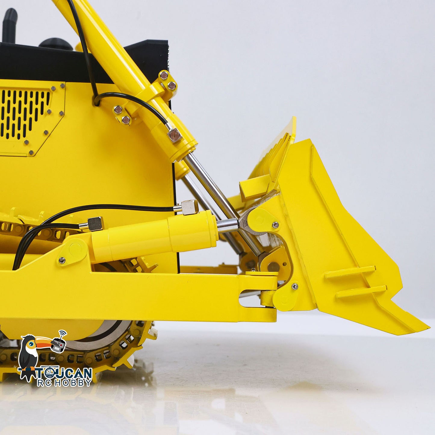 USED Metal 1/12 Remote Control Hydraulic Bulldozer D155AX RTR Heavy Dozer Model 7 Way Valve 3.0L Oil Pump 5 Plows Radio Master TX15 Radio Battery teshulianjie
