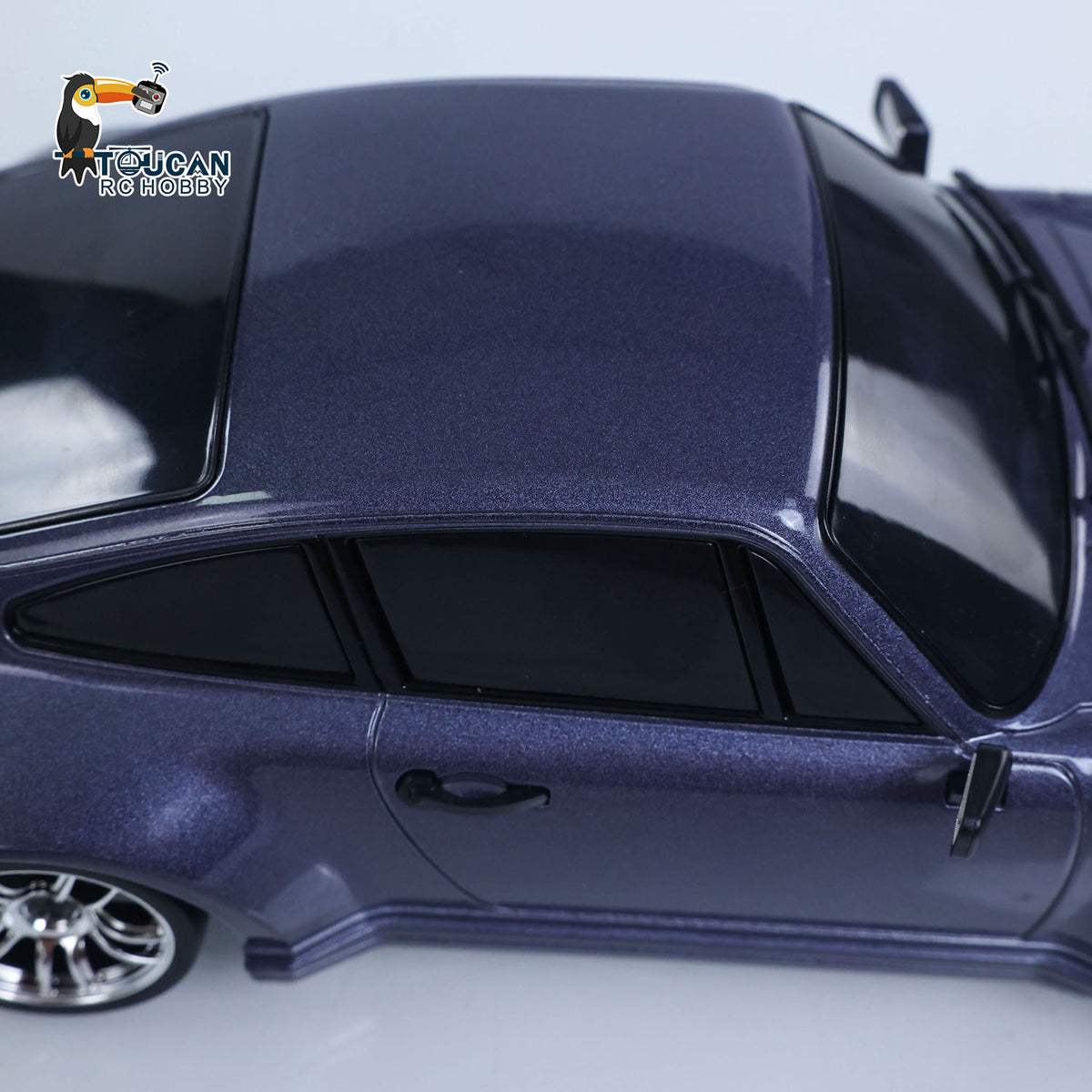 TOUCAN RC HOBBY LDRC LD1898 1:18 2.4G RC Drift Car 10KM/H 4*2 Radio Control Racing Vehicles 911 Gyroscope Metal Drive Shaft Light RTR Battery