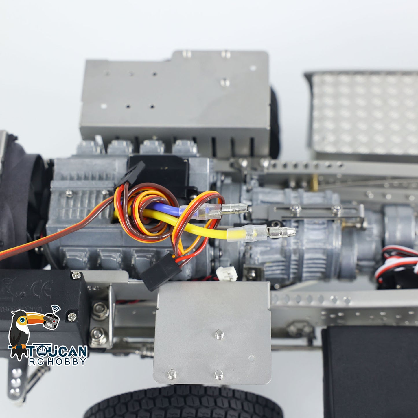 8x8 770 1/14 Metallchassis für RC Traktor LKW Modell 3-Gang-Getriebe Differentialsperre Achsen DIY Modell Motor