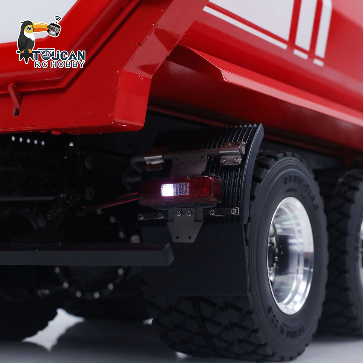 TOUCAN RC HOBBY LESU Z0032 1/14 Metal Hydraulic RC Dump Truck 2 Speed Transmission Differential Lock Axles Sound Light for Engineering Vehicle Enthusiast
