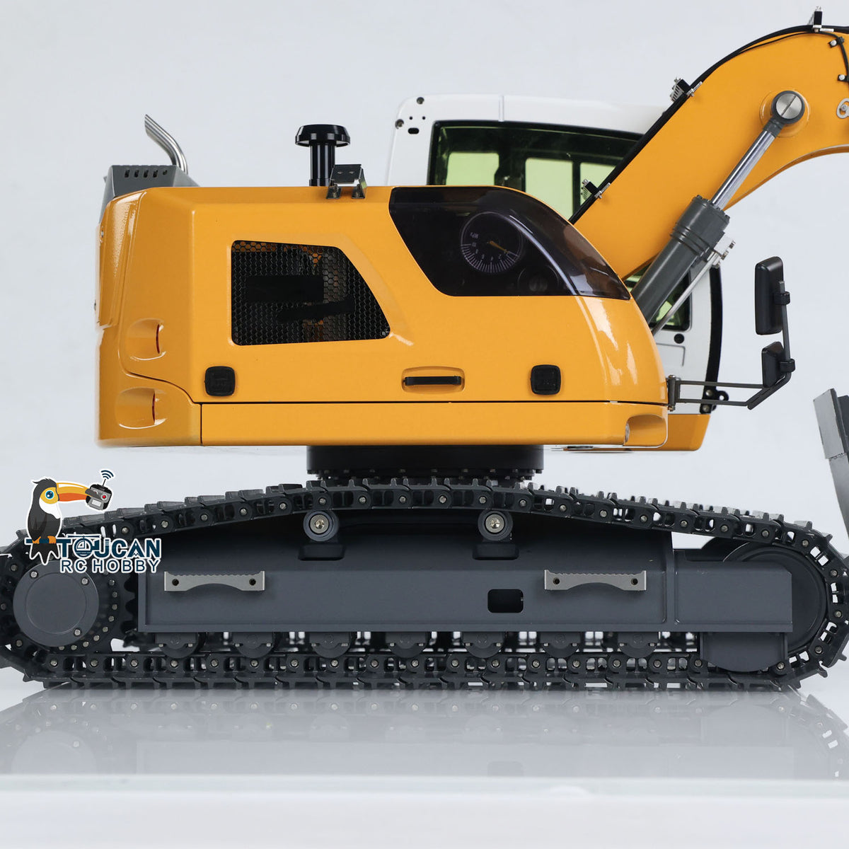 1/14 RC Hydraulic Excavator R920 JDM-208 Metal Remote Control Construction Vehicle Digger DIY Model Light Sound System
