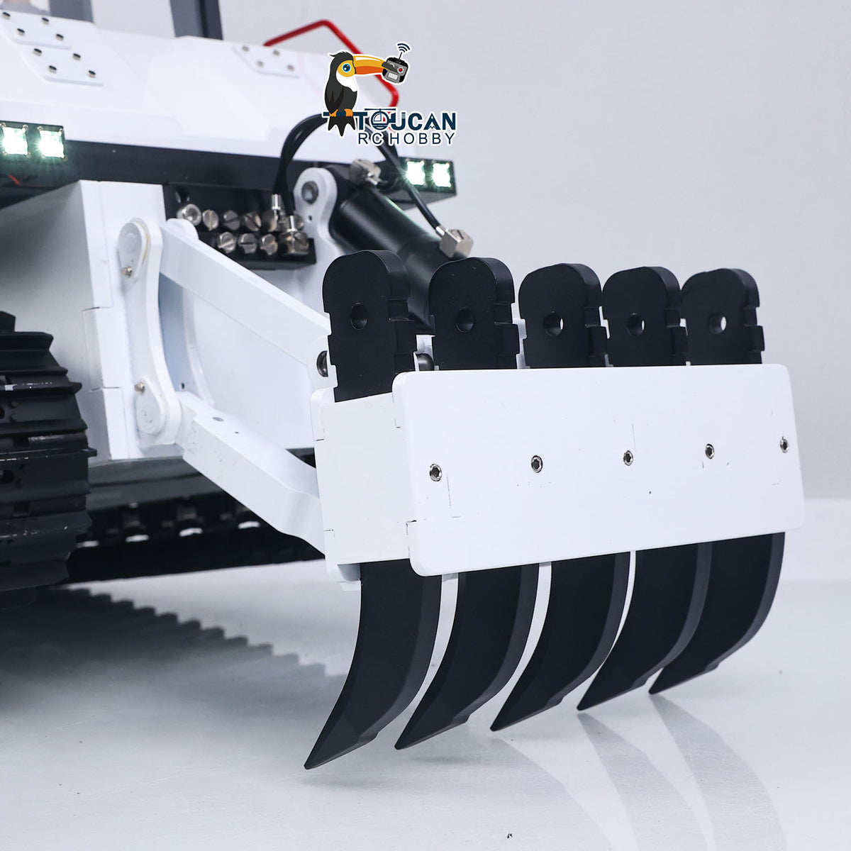TOUCAN RC HOBBY D155AX Metal 1/12 RC Hydraulic Bulldozer Remote Control Heavy Machine 7 Way Reversing Valve for Hobbyists