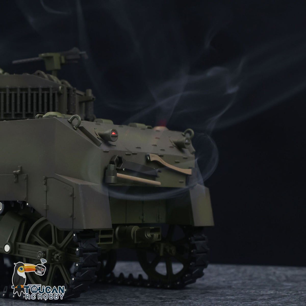 1/16 RC RTR-Panzer US M5A1 Stuart VI, ferngesteuerter leichter Panzer mit 360 Grad drehbarem Funkgerät mit zwei Batterien