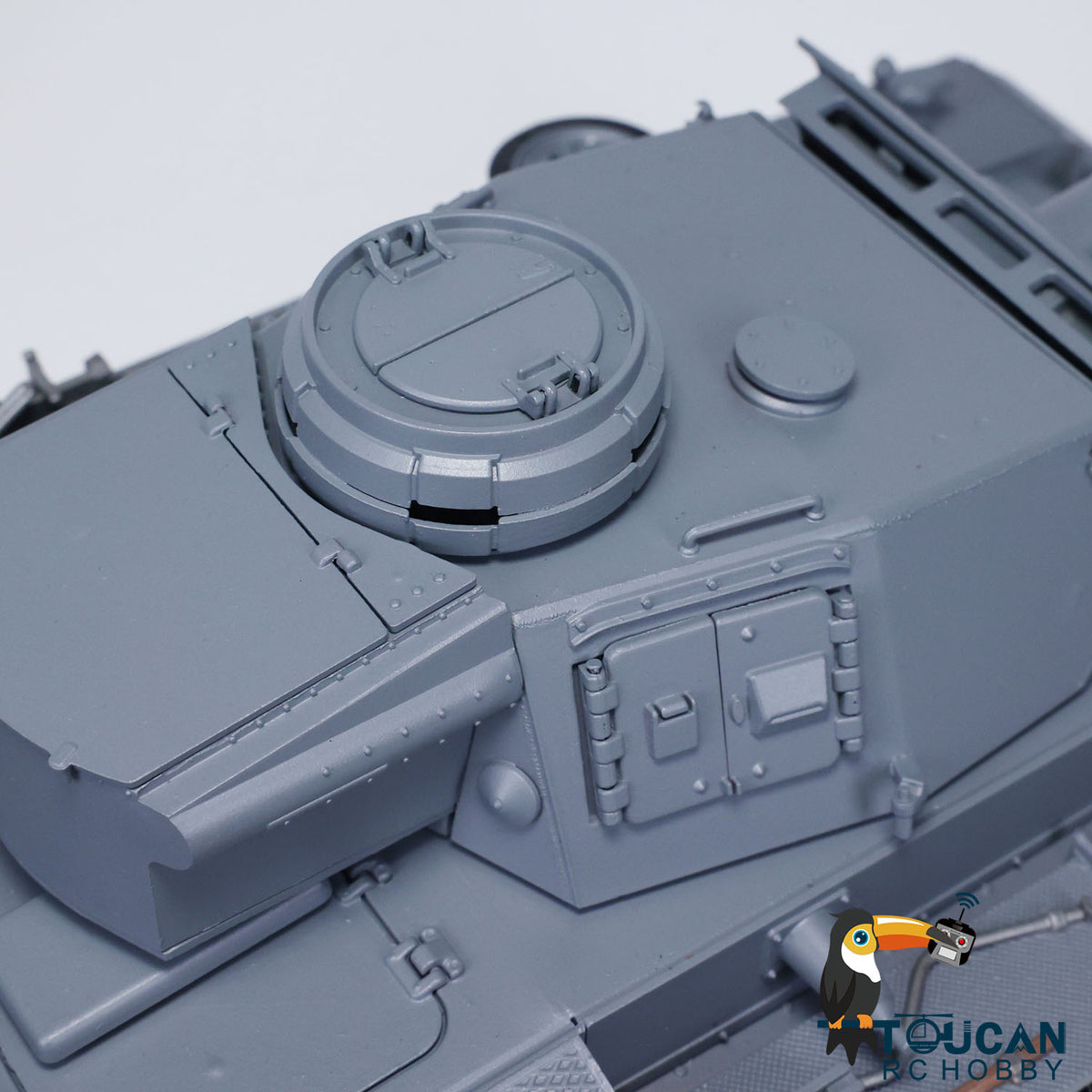 Mato 100 % Metall, Maßstab 1/16, grau, deutscher Panther III, Infrarot-Version, KIT RC-Panzer 1223, Modellrumpf, Antriebsräder, Ketten