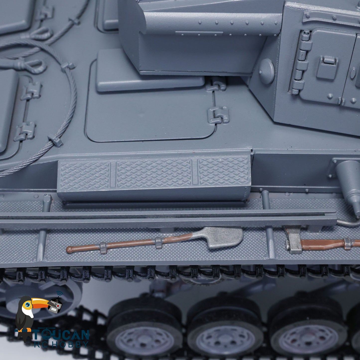 Mato 100 % Metall, Maßstab 1/16, grau, deutscher Panther III, Infrarot-Version, KIT RC-Panzer 1223, Modellrumpf, Antriebsräder, Ketten