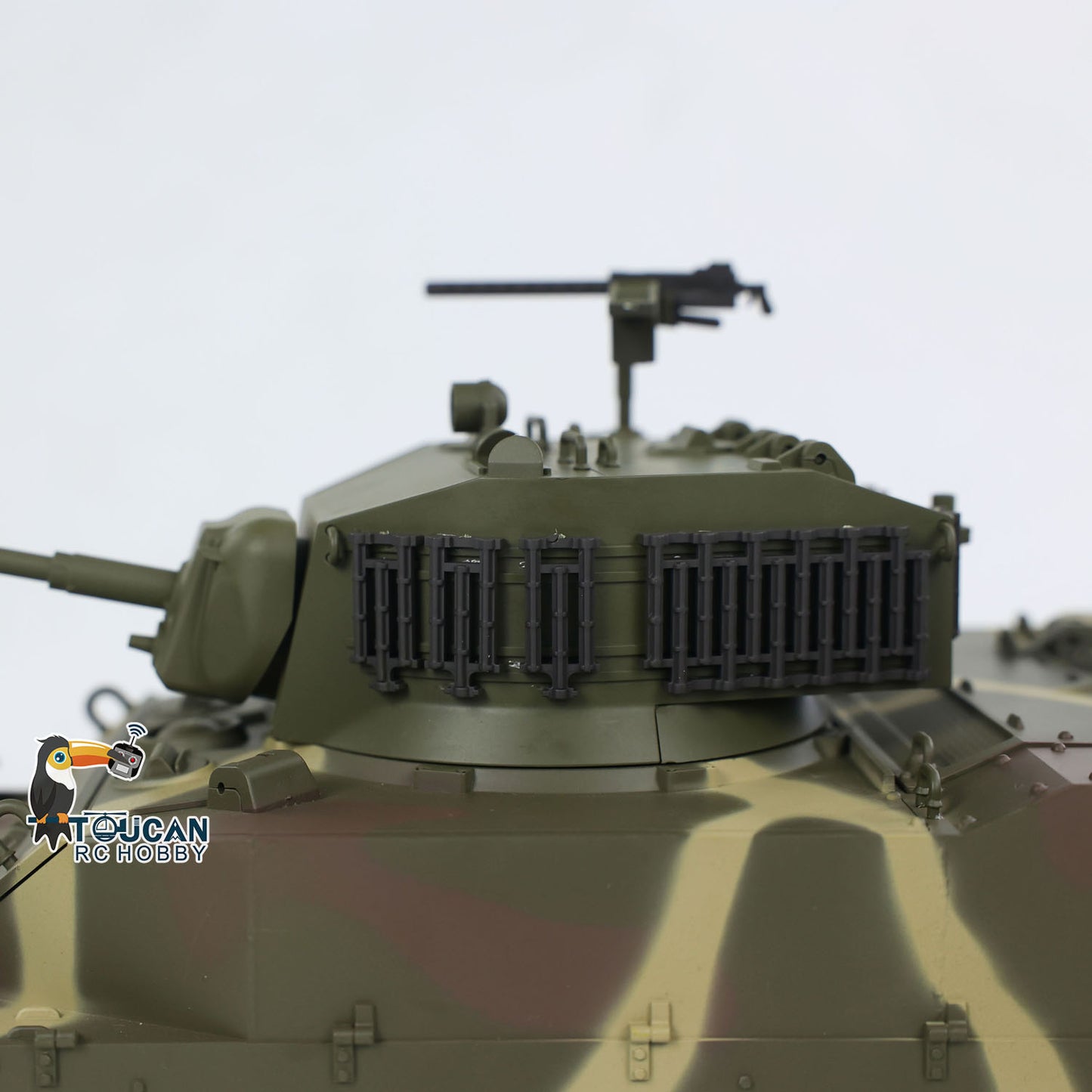 1/16 RC RTR-Panzer US M5A1 Stuart VI, ferngesteuerter leichter Panzer mit 360 Grad drehbarem Funkgerät mit zwei Batterien