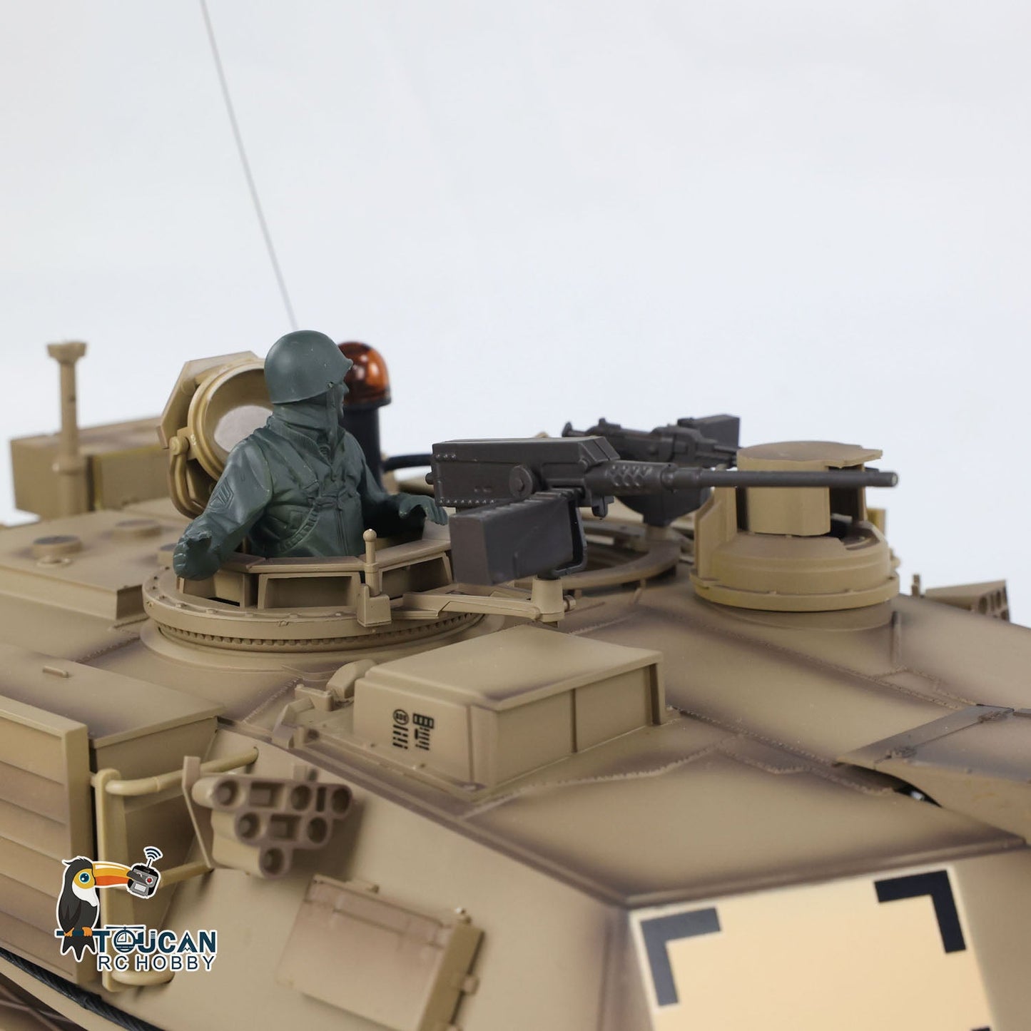 Henglong 1/16 TK7.0 Plastic USA M1A2 Abrams 3918 German Leopard2A6 3889 RTR RC Tank BB Infrared Combat Smoke Barrel Recoil Sound Light System