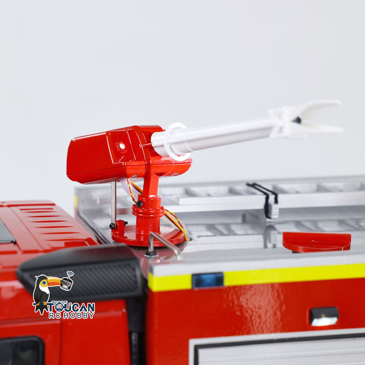 TOUCAN RC HOBBY 1/14 4x2 RC Fire Vehicles Radio Control Fire Fighting Truck 3-speed Transmission Lighting and Sound System Assembled and Painte