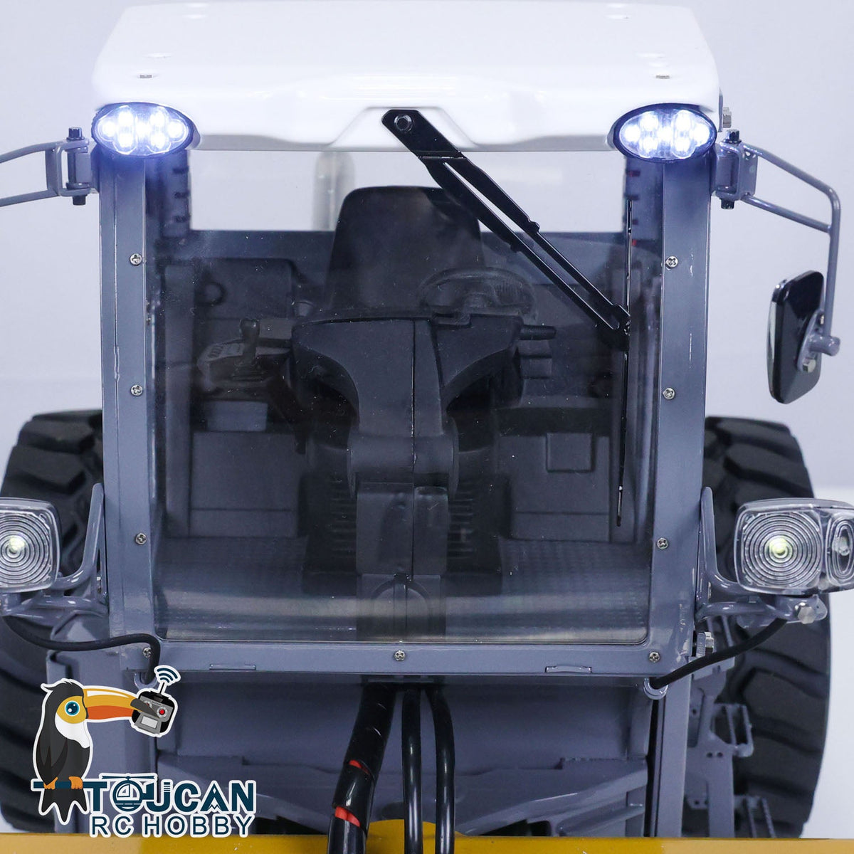 TOUCAN RC HOBBY LESU Aoue H13i 1/14 Metal Hydraulic RC Road Roller A0009 Lock Differential Axles Front Shovel Light Sound System for Backyard Fun