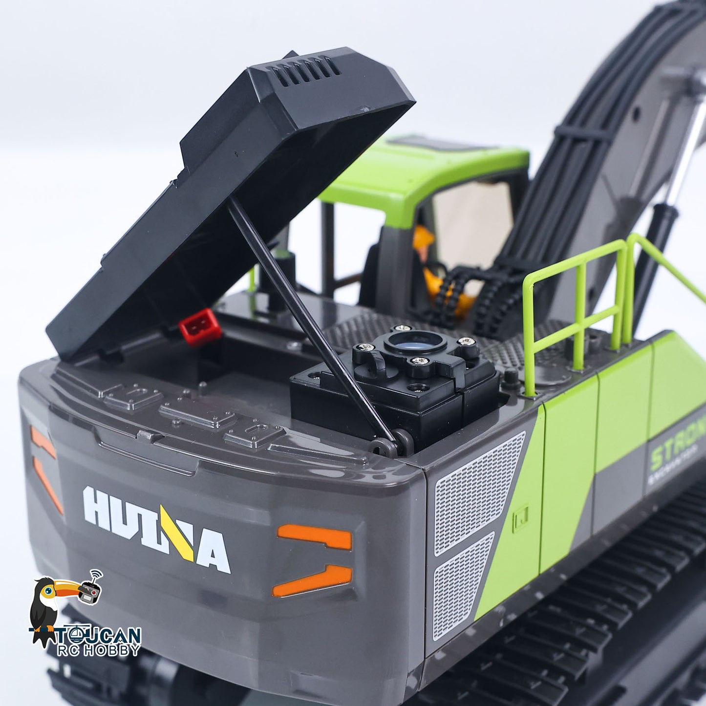 HUINA 1/18 Electric RC Excavator 1661 Remote Control Digger Finished RTR  Model Battery Light Effects Metal Bucket No Sound