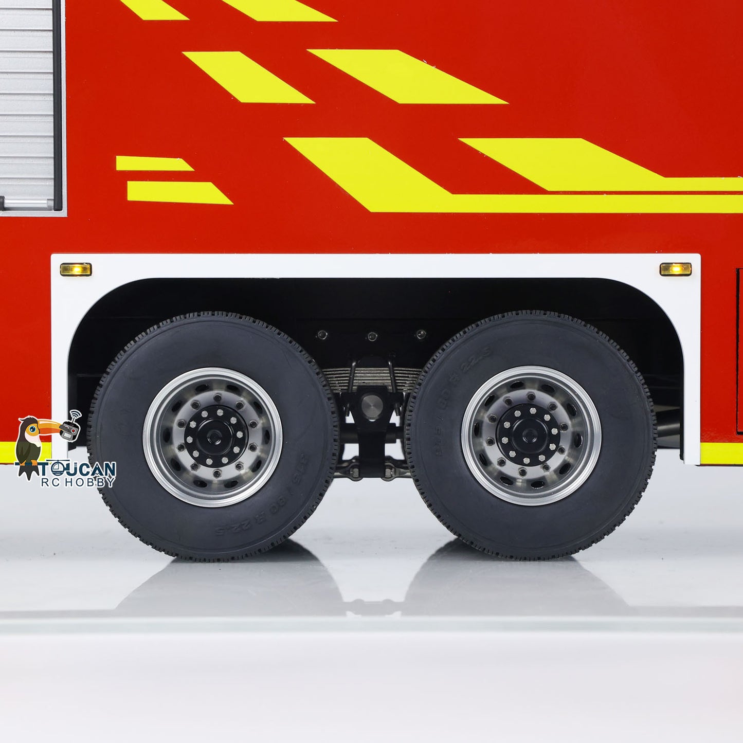 TOUCAN RC HOBBY 1/14 Metal Chassis 8x4 Radio Control Snozzle High-reach Extendable Turret Fire Truck RTR PNP Options
