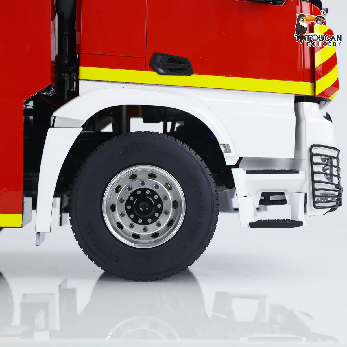 TOUCAN RC HOBBY 1/14 Metal Chassis 8x4 Radio Control Snozzle High-reach Extendable Turret Fire Truck RTR PNP Options