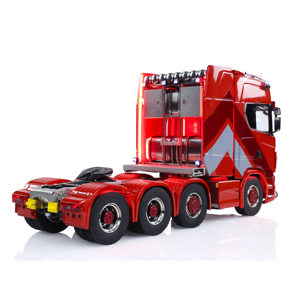 1/14 RC Sattelzugmaschine 770S 8x8 Metallchassis Fernbedienung LKW Sperrdifferential 3-Gang-Kabinenfederung Raucher ST8 Batterie