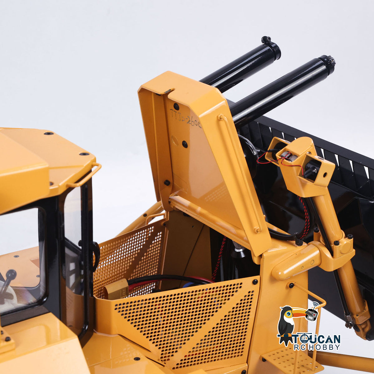 JDM-98Ultra 1/14 Metal Hydraulic Bulldozer PNP Yellow w/201 Sound Unit ST8 Radio