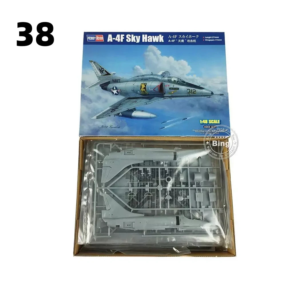 GRATIS GESCHENK 1/16 1/35 1/48 1/72 1/144 1/200 1/350 1/700 1/1250 Panzer LKW Jäger U-Boot Bomber Statisches Modell
