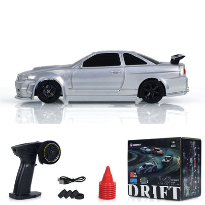 1:43 Ready to Run Drift Race Car Ferngesteuertes Spielzeugauto Allradreifen Leitkegel Hochgeschwindigkeits-Allradantrieb Emulierte Automodelle