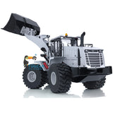 7. 1/14 XDRC 470 Loader Minimum Turning Radius 300mm Underbody Chassis View  

