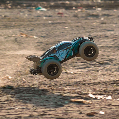 1/16 RC Offroad-Auto Q117 2,4G Fernbedienung Allradantrieb Hochgeschwindigkeitsfahrzeug 70 km/h Bürstenloser Motor ESC Hubrad RTR