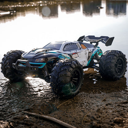1/16 RC Offroad-Auto Q117 2,4G Fernbedienung Allradantrieb Hochgeschwindigkeitsfahrzeug 70 km/h Bürstenloser Motor ESC Hubrad RTR