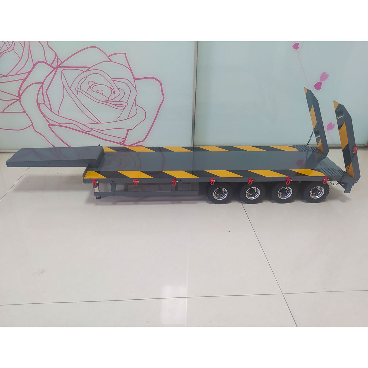 Metall-Sattelauflieger 4-Achs-Anhänger für 1/14 RC-Sattelzugmaschine Fernbedienung Auto Hobby Modell DIY Spielzeug Zubehör montiert lackiert