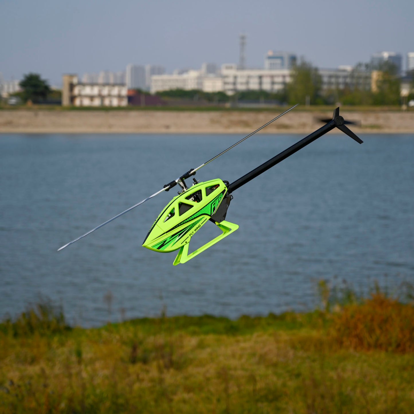 RC FLYWING 450L V3 Smart Helikopter RTF Drohne GPS Hover Aerobatic One Key Return Lackiert Zusammengebaut mit Positionierungssystem