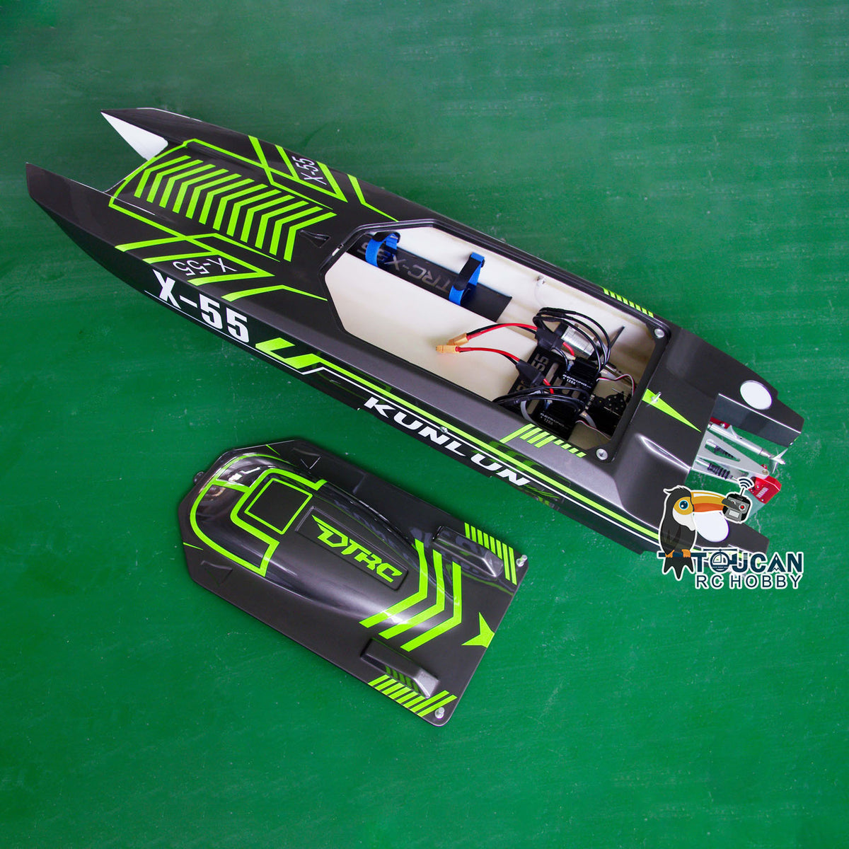 TOUCAN RC HOBBY DTRC X55 Waterproof RC High-speed Racing Boats 130km/h Remote Control Boat Model with Efficient Water Cooling Steering System