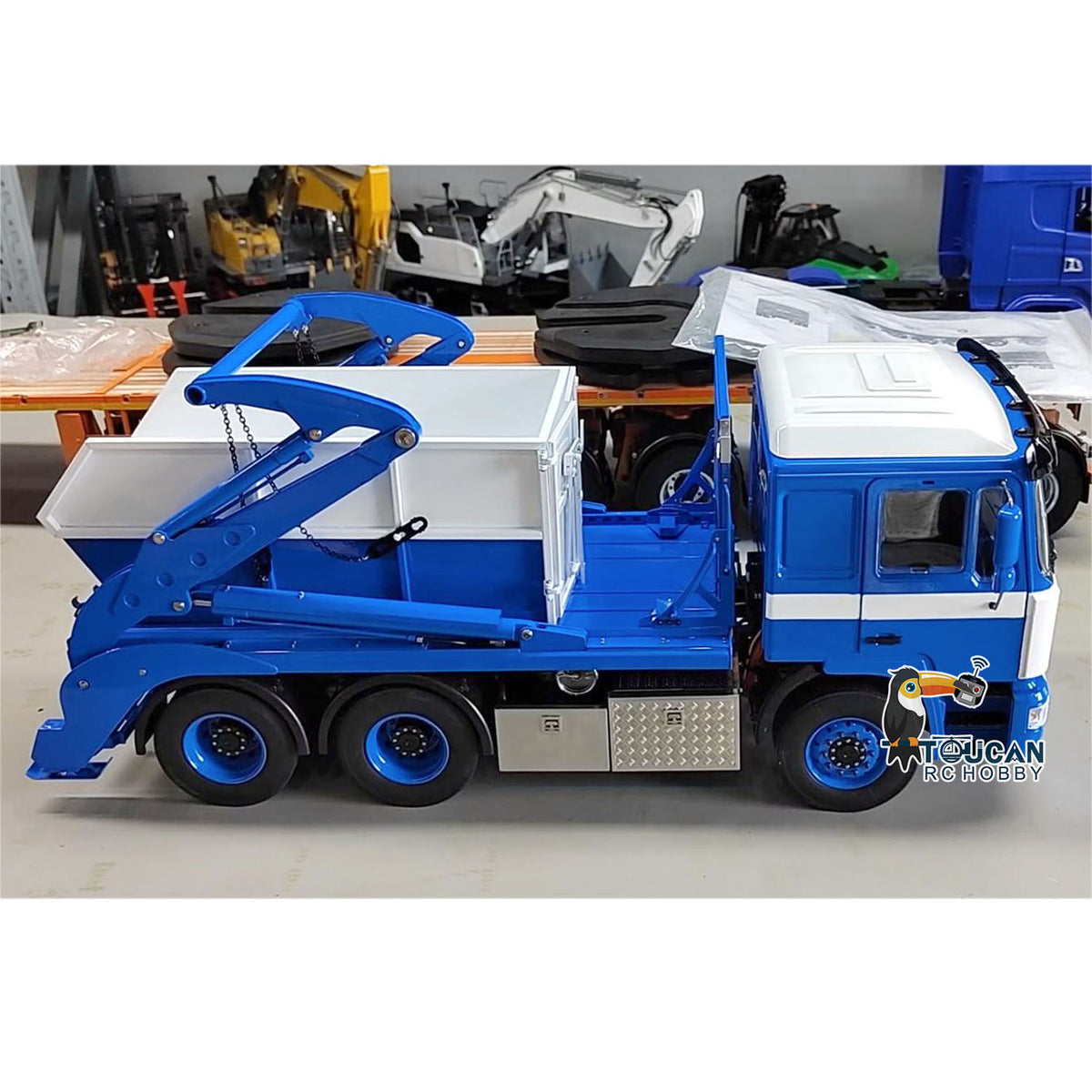 1/14 VL18U F2000 RC Hydraulische Ausrüstung Ferngesteuerter Absetzkipper Metall Schwingarm Beladenes Kippwagenmodell Lackiert Zusammengebaut