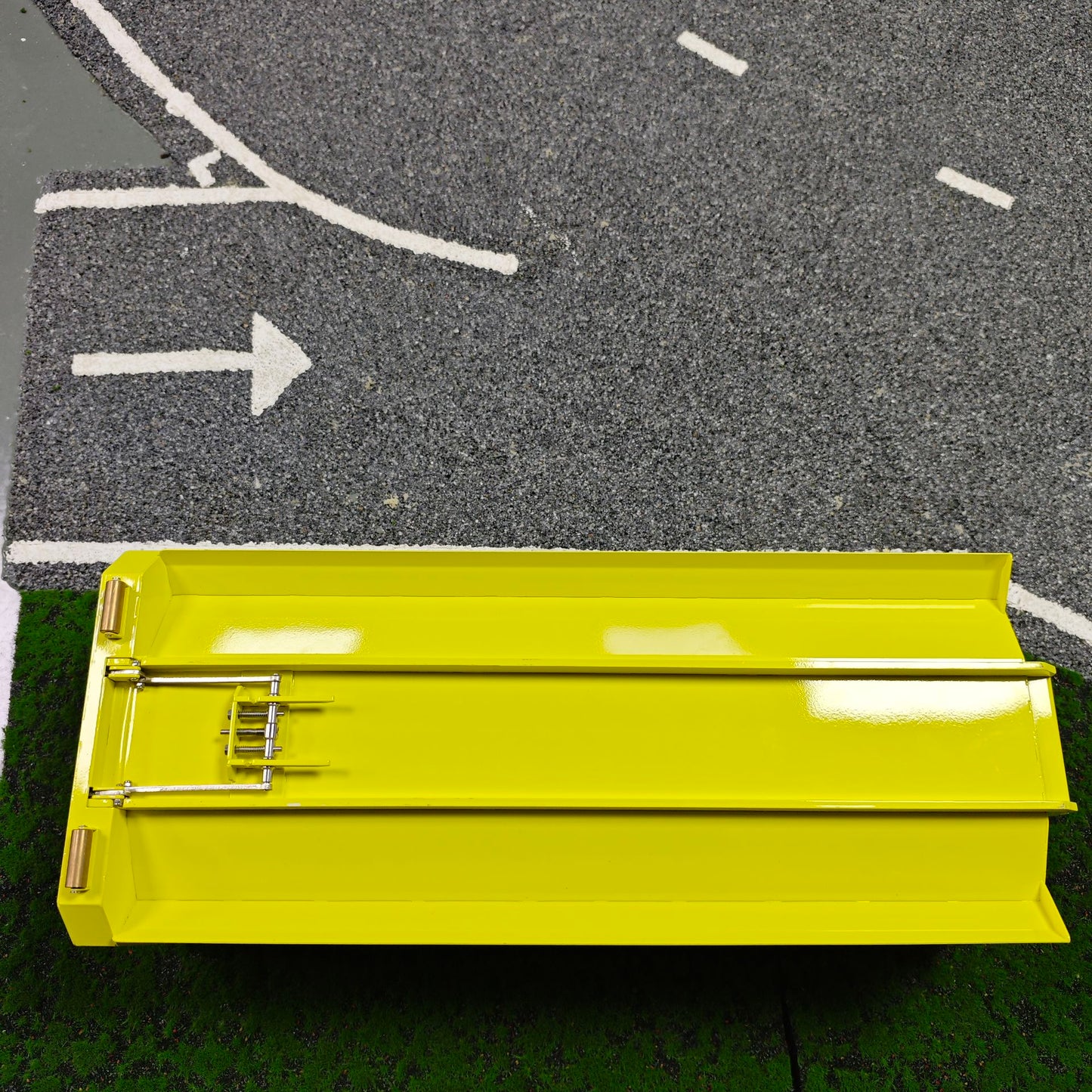 CN Stock Second-hand 80%NEW 1/14 Metal U Shape High Bucket for 10x10 RC Hydraulic Full Dump Truck 8x8 Cars