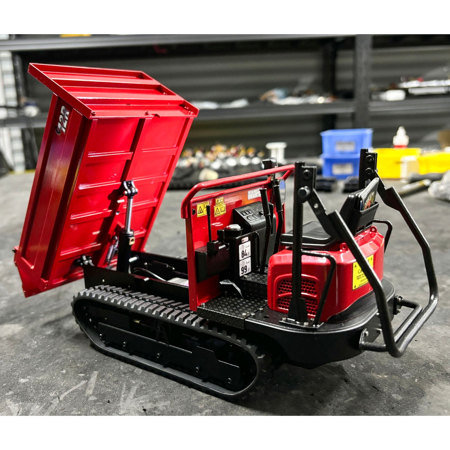 Toucanhobby C12R 1/14 Metal RC Hydraulic Tracked Dumper Truck Engineering Model FlySky I6S Remote Controller for Construction Hobbyists