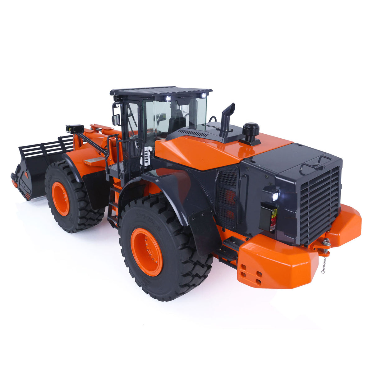 1/14 RC loader steel bucket close up molded bucket teeth
