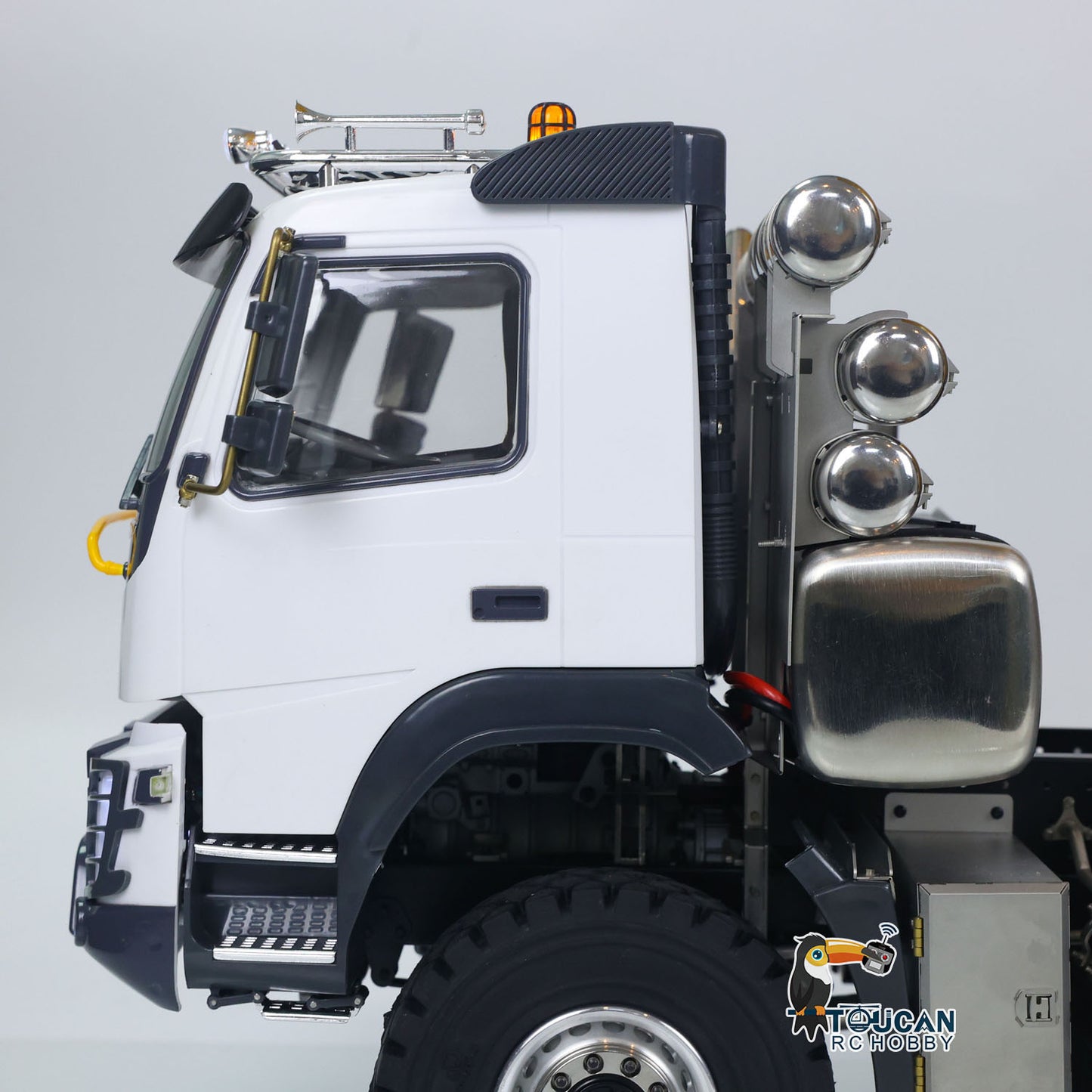 JDM 219 Metal 1/14 Dump Truck 10x10 Drive with Differential Locks and 3-Speed Metal Gearbox featuring Hydraulic Dump System and Sound Module Battery Included