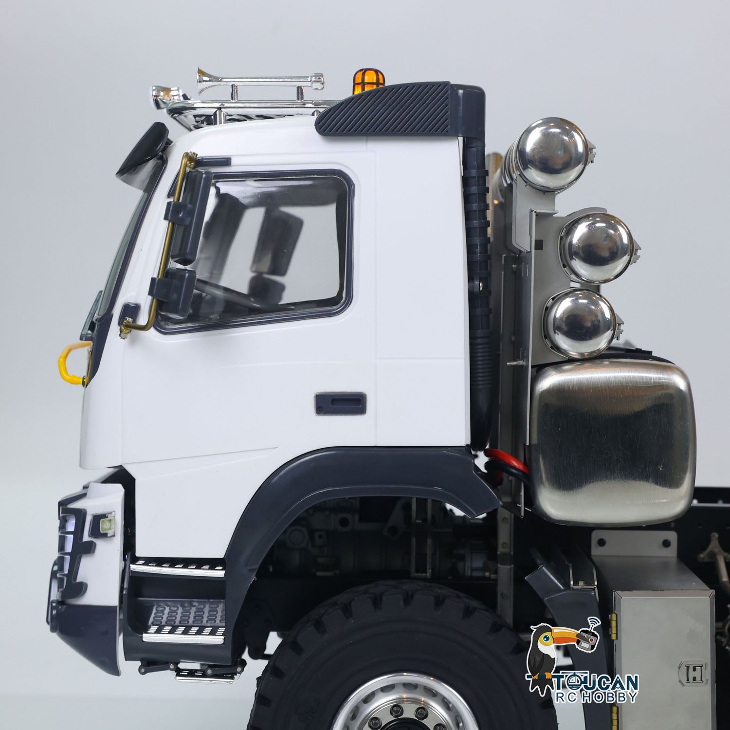JDM 219 Metal 1/14 Dump Truck 10x10 Drive with Differential Locks and 3-Speed Metal Gearbox featuring Hydraulic Dump System and Sound Module Battery Included