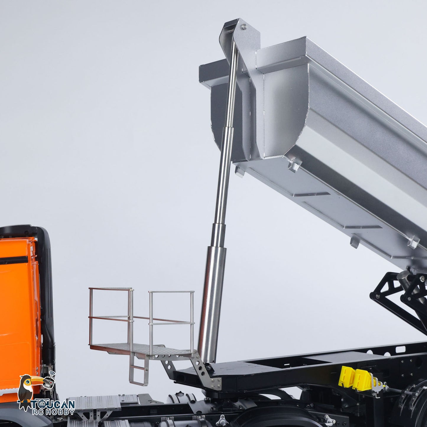 KABO 5801 Metal Plastic 1/14 Tractor Truck 4x4 Hydraulic Style Dump Combo with 3-Axle Trailer and 20KG Pulling Force including Full Electronics Package