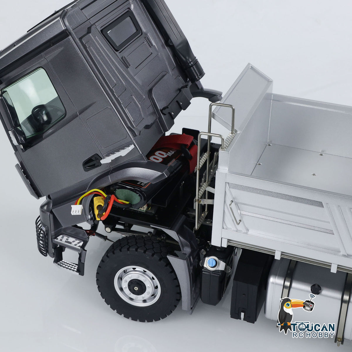 1/14 Kabolite 5701 RC Construction Vehicle Front Approach Angle 23 Degrees